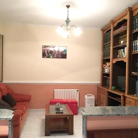 Rua Ramon Caamano Apartment